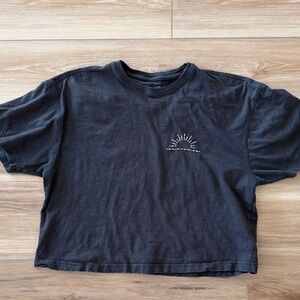 Universal Thread Black Tee with Sun Design